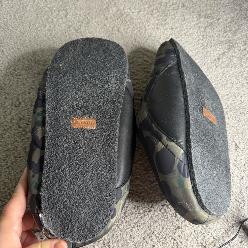 Coach Wildbeast slipper in camouflage print nylon faux shearling lining slip on - Picture 4 of 4